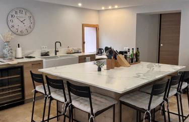 Hidden Oasis - Maison de caractère avec piscine - Foto 8