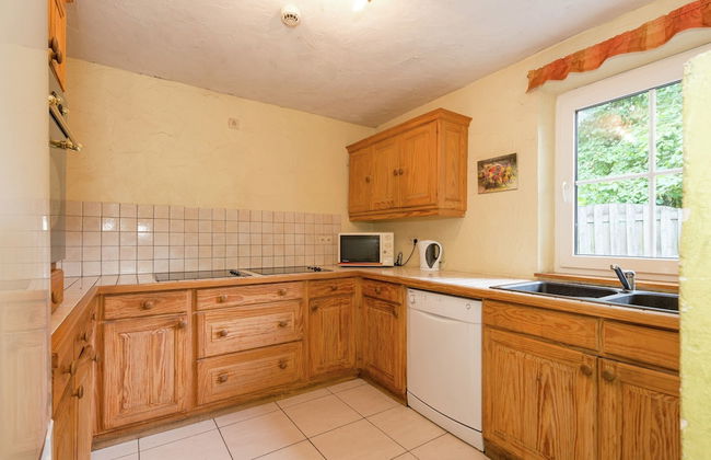 Glorious Holiday Home in Wéris with Hot Tub - Photo 10