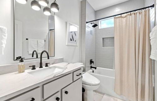 Dream House | Pool | Austin! - Foto 42