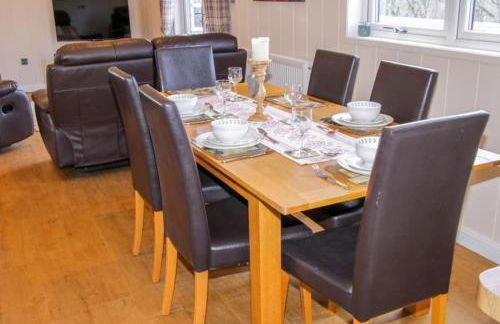 Fabulous detached lodge with hot tub two nights minimum stay - Foto 10