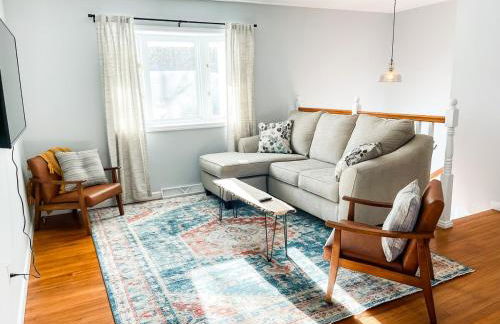 Sparkling Saratoga 3BR home near Track and SPAC Dogs - Foto 31