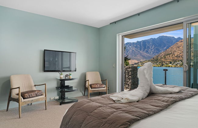 LAKE FRONT 3-BEDROOM APARTMENT WITH LAKE ACCESS - Foto 8