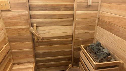 Hot Tub - Sauna - Fire Pit - Ping Pong - Darts - Foto 3