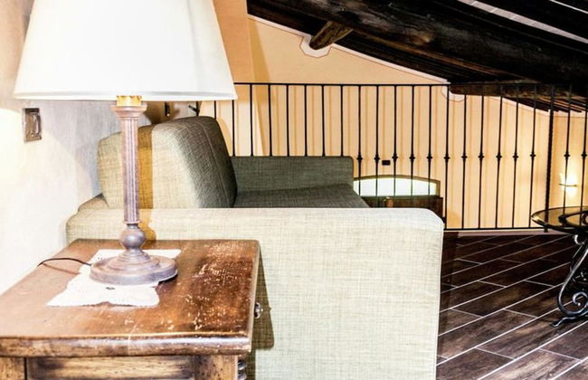 Villa with Private Pool near Cortona in Calm Countryside & Hilly Landscape - Foto 3