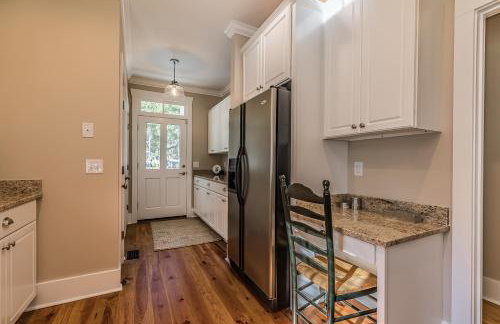 New Listing - Centrally located Beaufort home - Foto 19