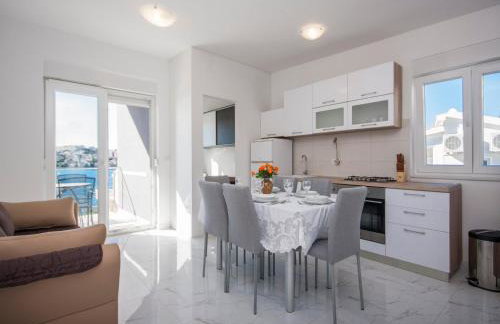 Apartments Happy Holiday - Photo 6