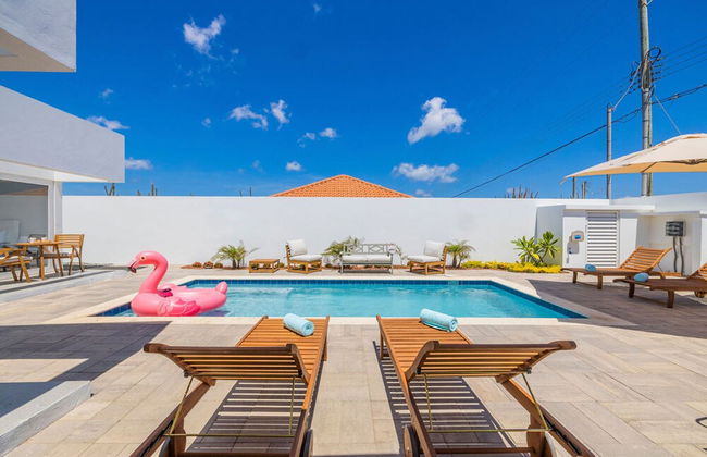 3BR 3BA Newly Built w Private Pool 5 min 2 Beach - Foto 23