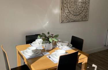 Four Bedroom House By Brookland Stays Serviced Accommodation Short Lets Leeds With Free WiFi - Foto 11