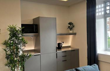 ResiLets - Mood Studio 4 - Town centre studio room with en-suite - Foto 21