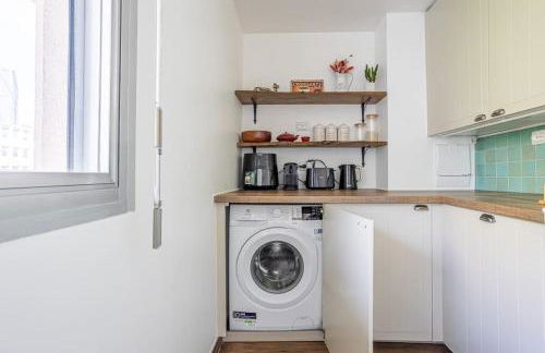 Spacious & Cozy 2-Room with Balcony - Foto 9