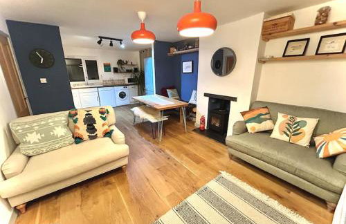 Bungalow, mountain and sea views parking - Foto 9