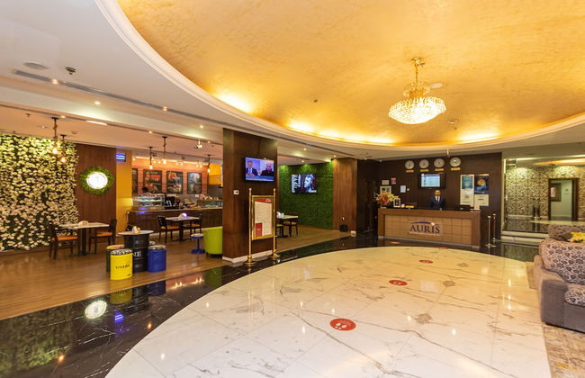 Auris Boutique Hotel Apartments - Photo 2