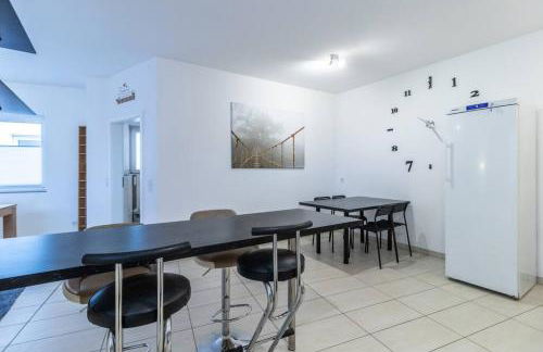 200m² Wohnung mit 6 Schlafzimmer - Foto 14