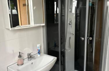 HomeBerg Duisburg - feine 3 Zimmer, 4 Betten, 60qm in Top Lage - Foto 8