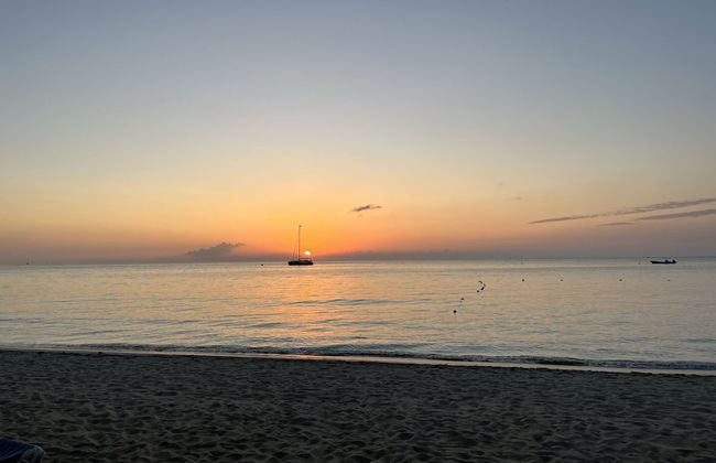 Seacret Studios - Cozy Jamaican Retreat Apts by RedAwning - Photo 24