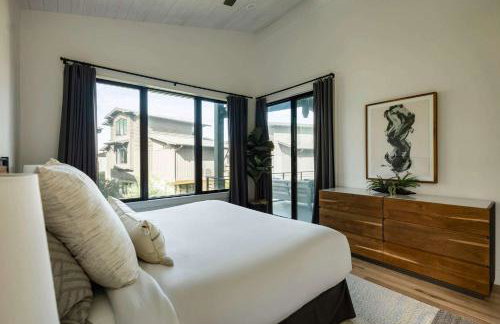 Luxe 3BR Lake Escape - BBQ Firepit & Pickleball - Foto 19