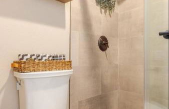 Seasons Four 165 - Photo 26