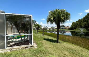 Private pool with a beautiful view overlooking the lake! Near Disney - Universal - Foto 45