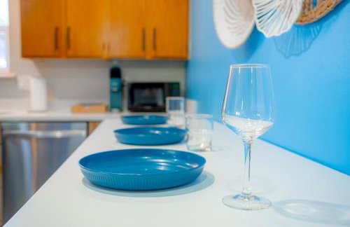 Roasted Blue - 8 min to KU & Mass - Photo 12