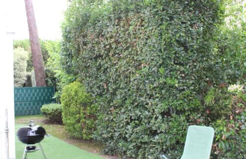 Appartement neuf 2 chambres avec jardin 2 places de parking securise a 300 metres de la plage - Foto 10