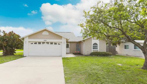 Salty Tide Getaway - Nightlife, Pool, Play, Beach - Foto 5