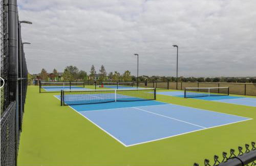 Entire studio with full kitchen and in-unit laundry - Foto 20