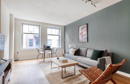 Foggy Bottom 1BR w Gym DM Roof nr Georgetown WDC-174 - Foto 1