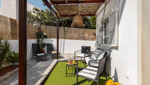 Peaceful Retreat near Sesimbra and Meco Beach - MADA HOUSE's II - Photo 4, Garden, sunbed, Garden view