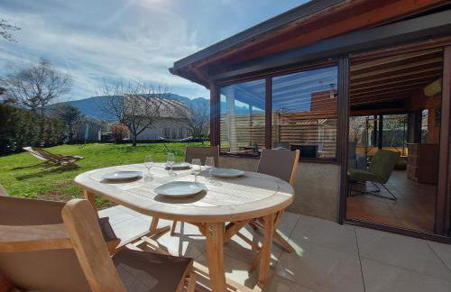 Entre lac et montagne, côté calme, spacieux 3 pièces avec grand jardin - Photo 1