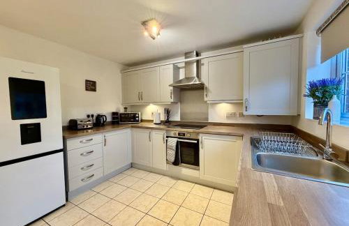 4 Bed - Parking - Fast WiFi - Desk - M6 M61 links - Pets - Foto 5