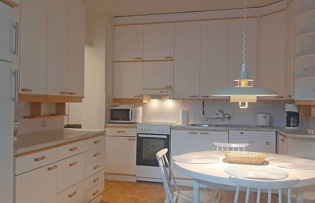 Apartment Puijo with garage - Photo 4