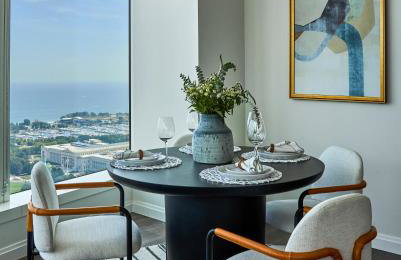 Lux Apts with Lake Views and Top Amenities - Foto 78