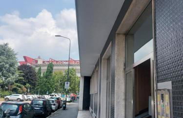 Franco SanSiroHouse Rho MI Fiera - Foto 2