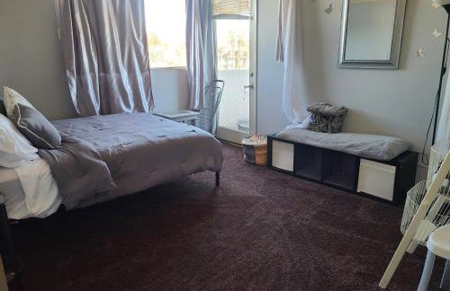 Guest Room in Sherman Oaks with private bathroom and balcony - Foto 8