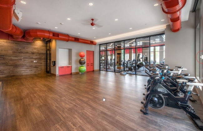 Bluebird Suites near Pentagon - Photo 73