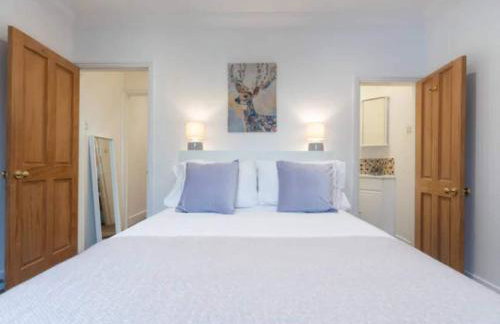 Charming Period Home near Surbiton with Garden - Foto 2