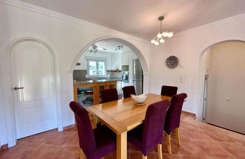 Casa Luna - Three Bedroom Villa with Stunning View - Foto 23