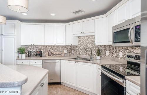 Waterfront Resort , World Class Marina & Slip - Foto 9