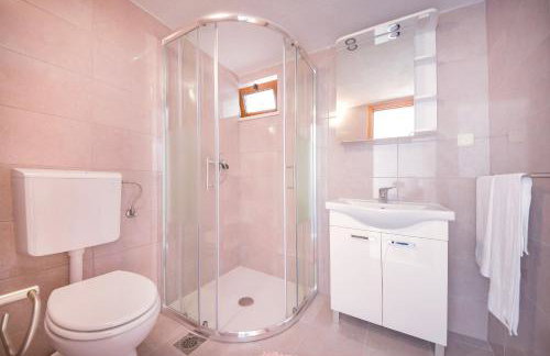 Robinzonska kuća Kanava - Photo 32