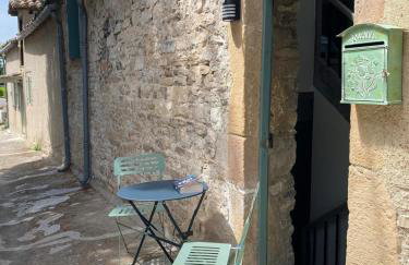 Aux anciens remparts - Foto 16