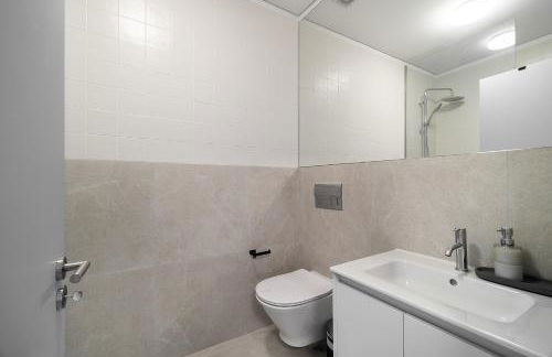 WHome Prime Portal to Porto Your Gateway to Urban Wonders - Foto 15