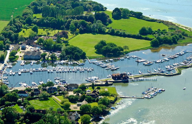 Delightful Seaside Hideaway 5 Mins to Beach - Photo 46