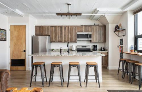 Red Drive at the Elegant Grand Traverse Commons - Foto 5