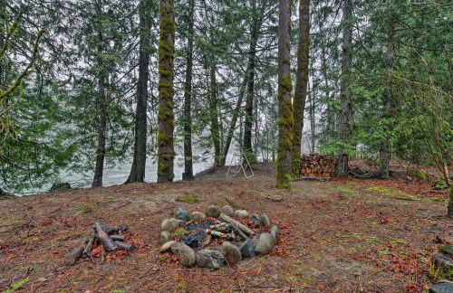 Home on Skykomish River with Fire Pit and Hot Tub - Foto 23