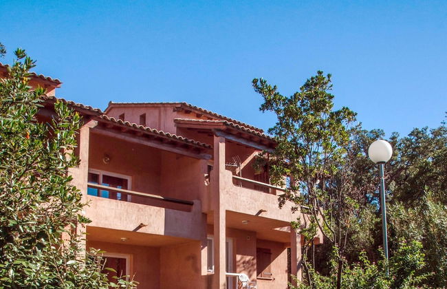 Apartment in Pinarellu Near Beach & Pool - Foto 32