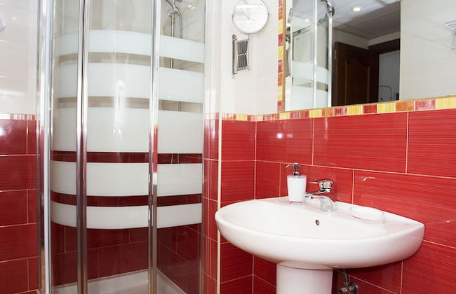 Rainbow & Pool Apartment - Foto 15