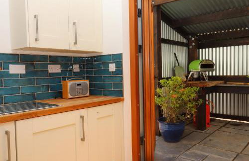 South Holm - Photo 16