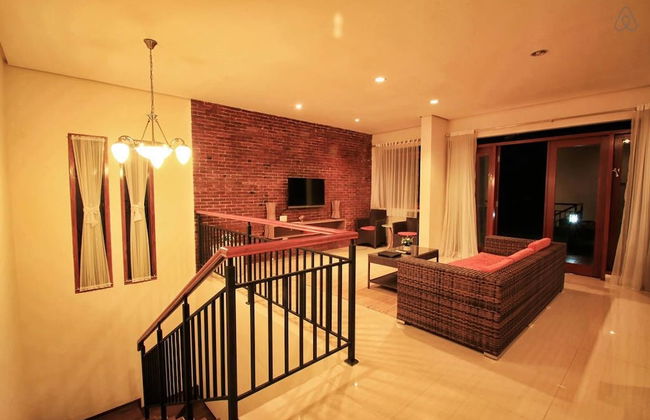 De Reiz Villa Dago Syariah - Foto 11