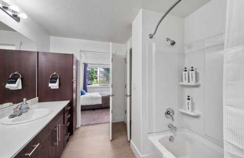 Luxury Place Next to UVU - Photo 37