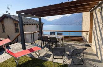 Spectacular views and modern living on Lake Como - Photo 4